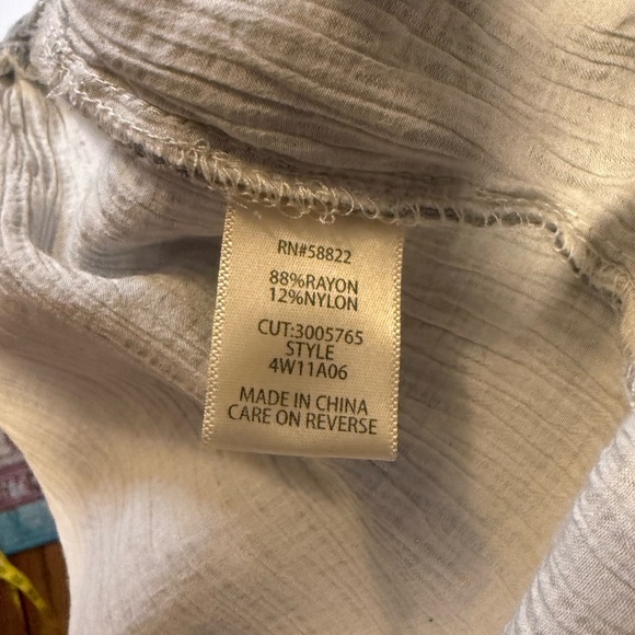 Max Studio Light Gray Relaxed Pants 24” inseam - Picture 6 of 7